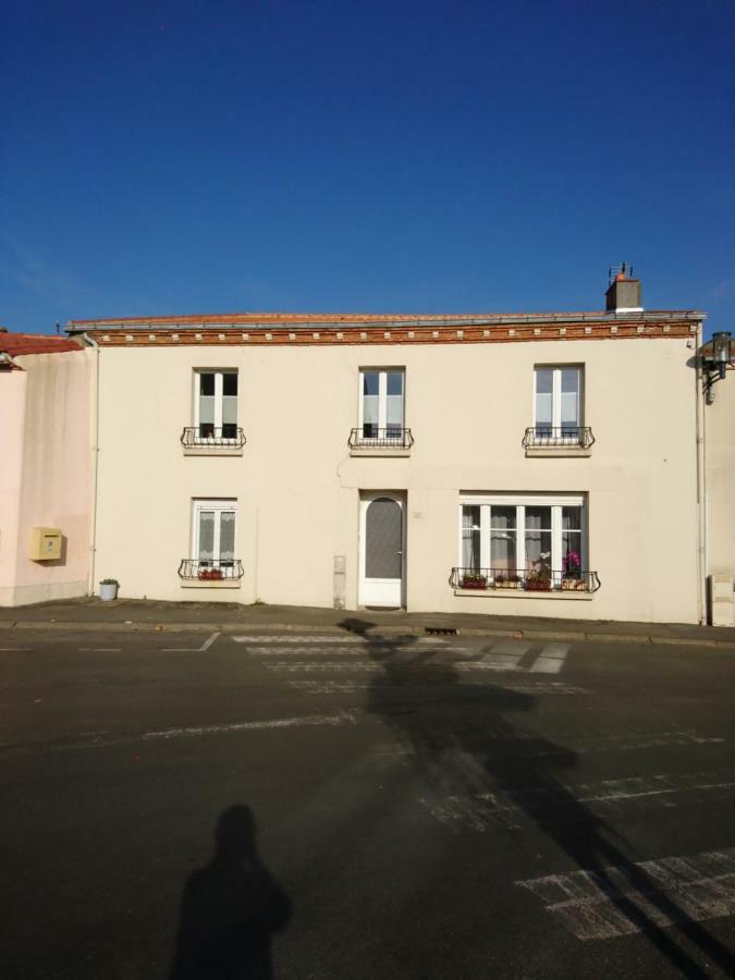 Maison De Village Barbechat Exterior foto